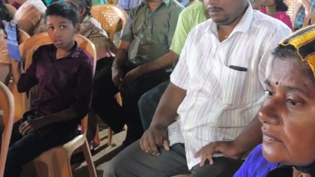 Детский фестиваль в храме Шивы вечер Шиваратри. Танец посвящён Шиве. Шива шамбо. 