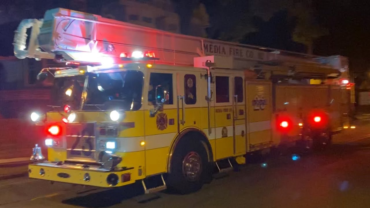 Media Fire Company Snorkel 23 Responding *Train Horn, Screaming Q*