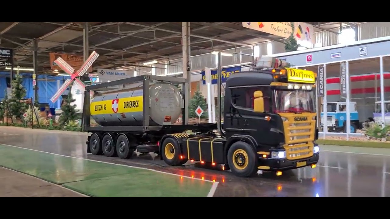 Rc Zeeuws Vlaamse Truckers Groep rijdag van 21-5-2022. rij mee met ons. www.rczvtg.nl