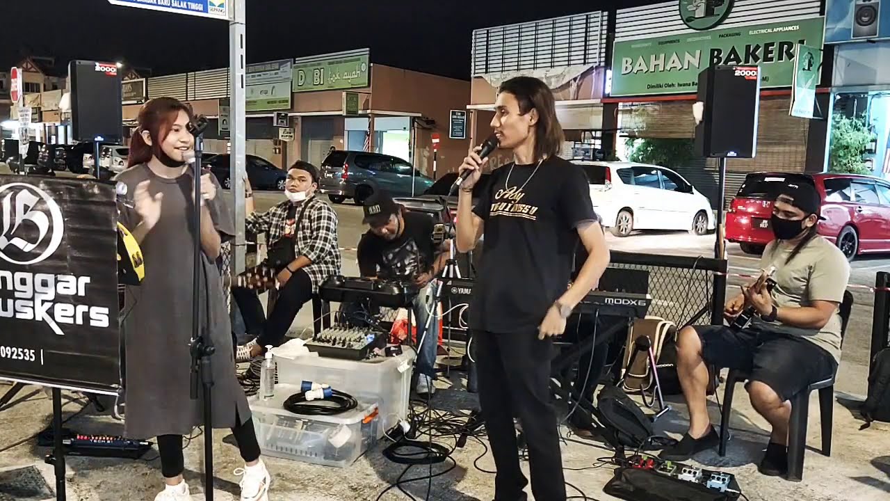 Nurul Iman dan Ady Ukays Berduet Lagu Senja Nan Merah