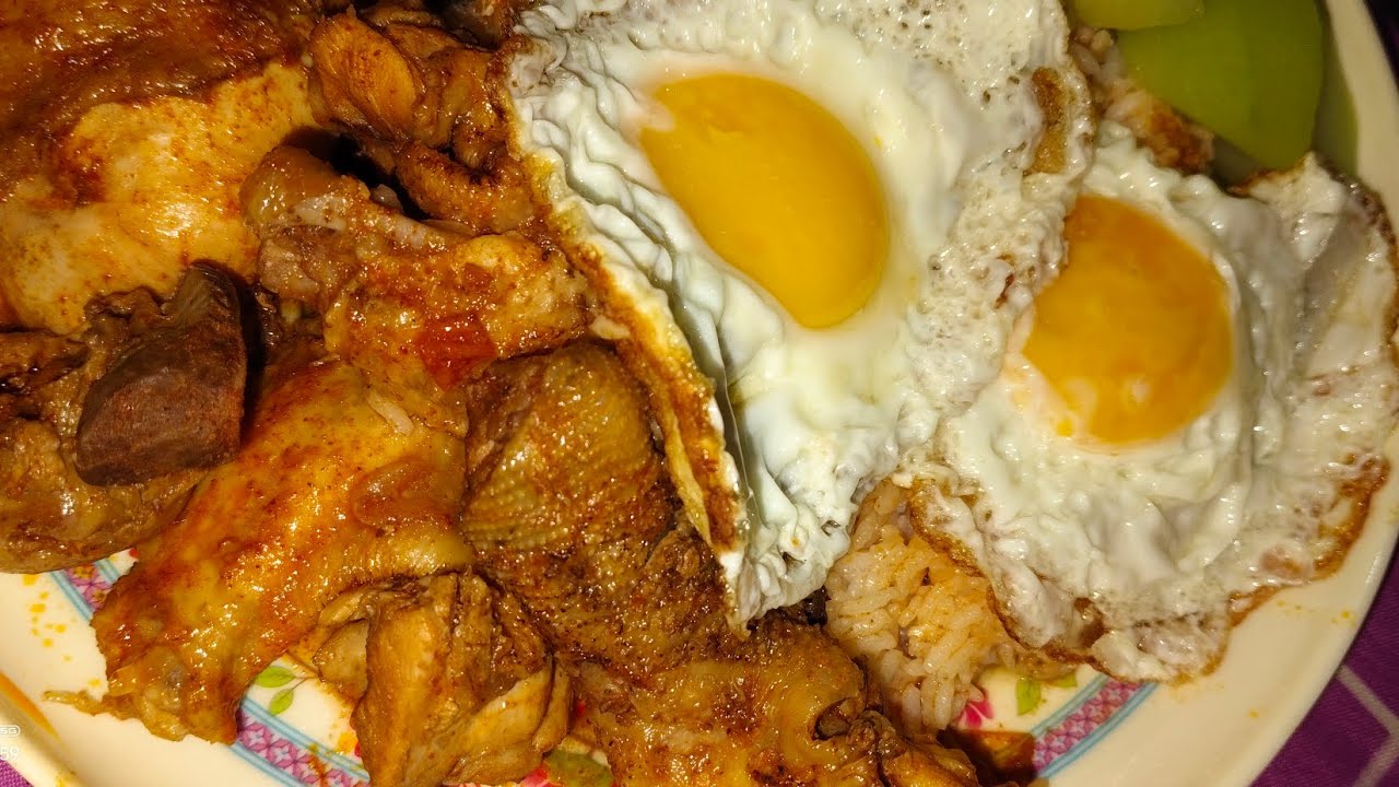 I Am Back again with #Chicken curry 🍛 & Egg omelette 😋