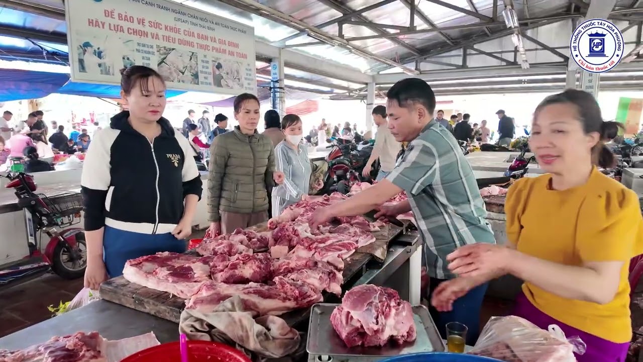 Chợ Bình 28 Tết