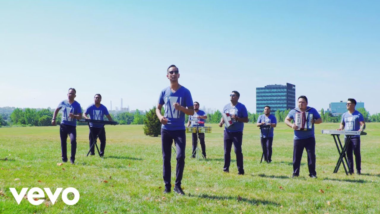 Grupo Macao de Alex y Jhonny - un nudo en la garganta