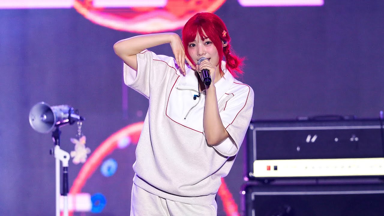 240905 시연 Siyeon QWER 큐더블유이알 Full ver 'Discord + 고민중독 + 가짜 아이돌 + 별의 하모니' 4K 60P 직캠 @위문열차