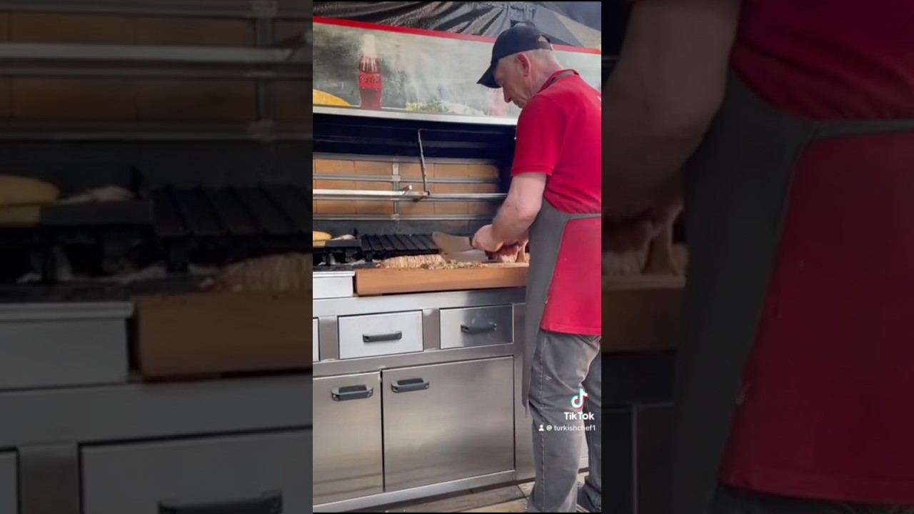 Турецкая уличная еда: КОКОРЕЧ