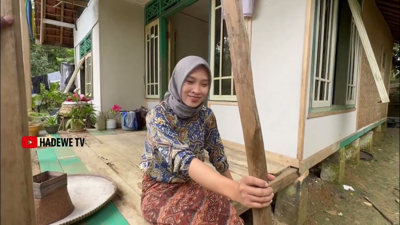 DEWI GAK USAH KERJA SAYA TANGGUNG!!? BIDADARI BULE YANG TINGGAL DI HUTAN