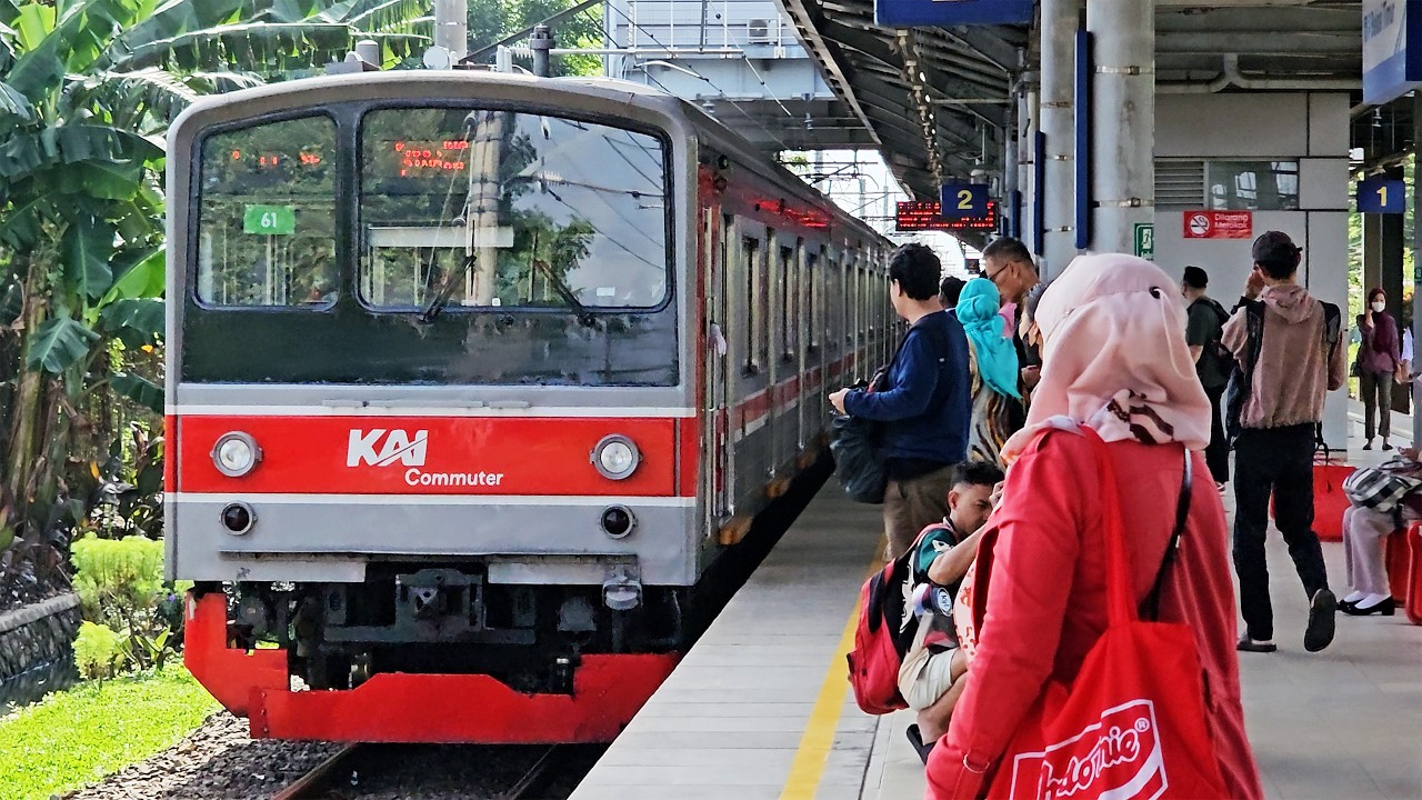 [4K] Stasiun Bekasi Timur: Kompilasi Kereta CLI-125, JR 205, CC 206 | KRL Commuter Line (4/4)