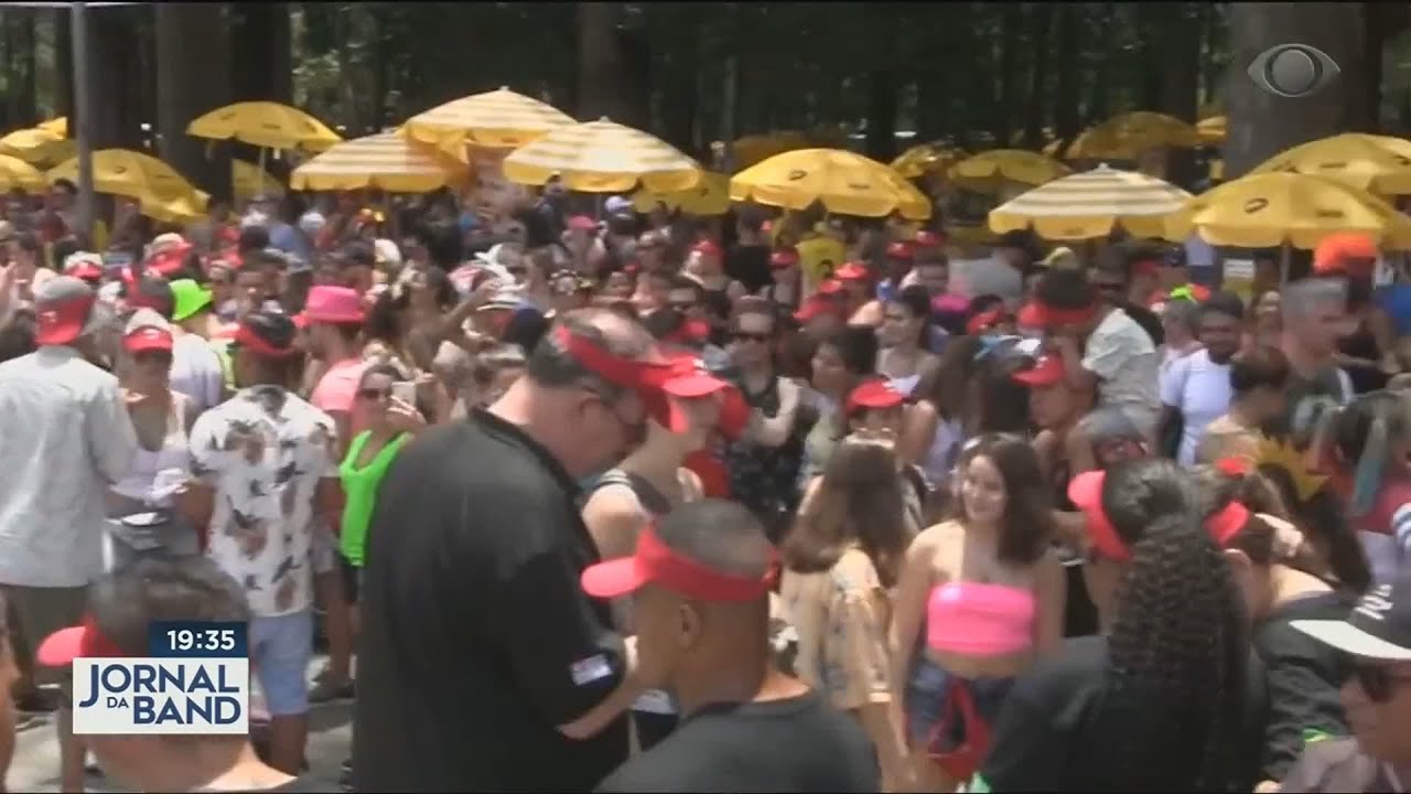 Drones monitoram blocos de carnaval em S&atilde;o Paulo