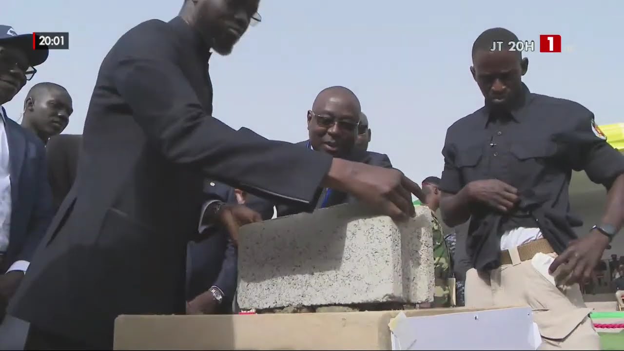 JUSTICE : Bientôt une école des avocats