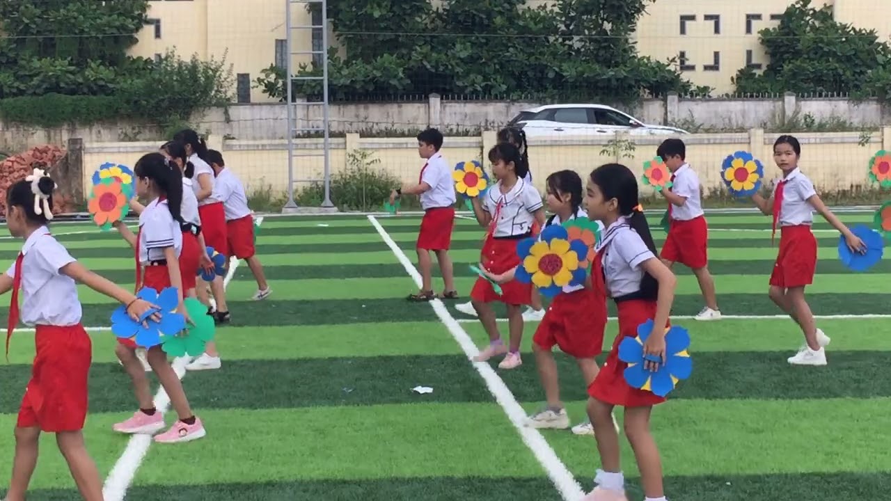 LIÊN ĐỘI TRƯỜNG TIỂU HỌC SỐ II HÒA TIẾN_HÒA VANG_ĐÀ NẴNG_ NHẢY FLASMOS CÙNG KUN BẢO VỆ MÔI TRƯỜNG