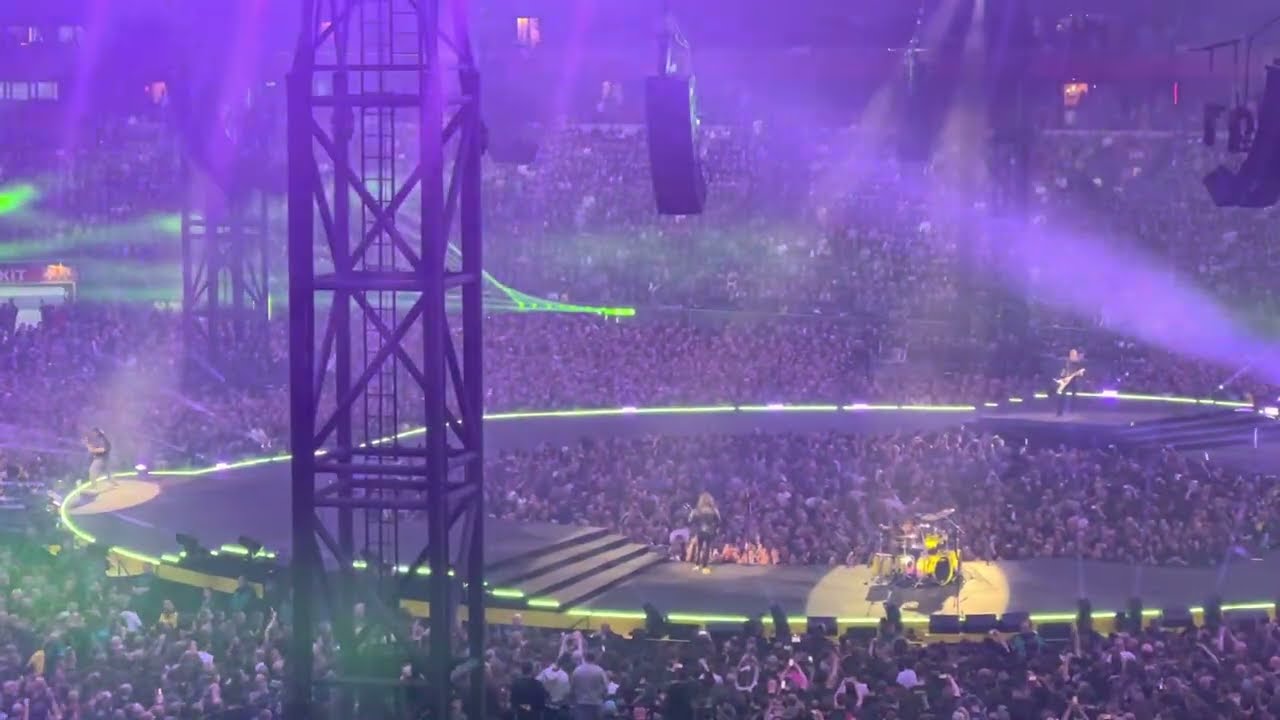 Metallica - The call of Ktulu - Amsterdam 29 april 2023 (intro day 2)