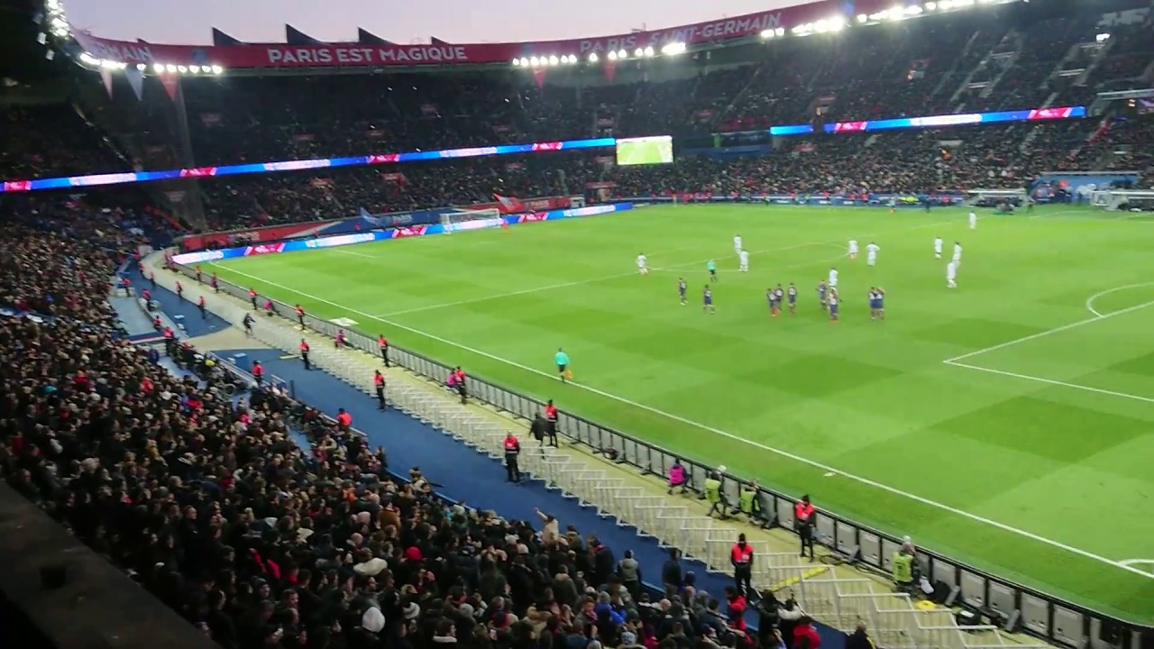 Chant of Edinson Cavani PSG
