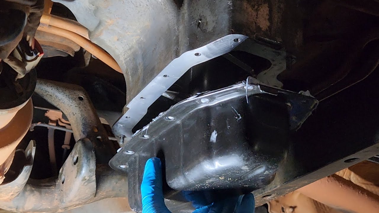 Устранение течи в нижнем масляном поддоне Jeep Ram 3.6L. Не дайте себя обмануть, если проблема в ...