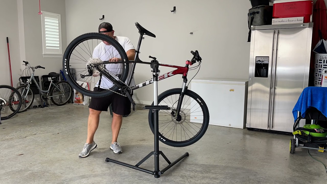2022 Trek Marlin 6 w/ PNW Loam Dropper post install