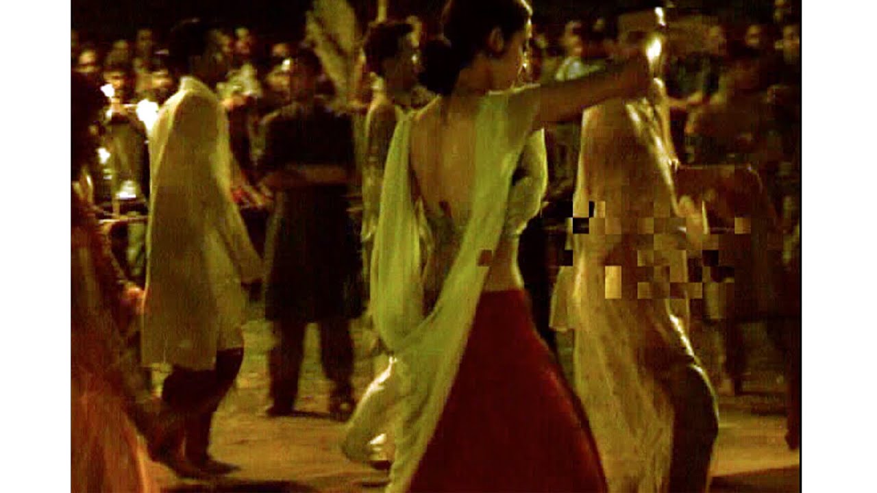 2003 Baroda: Navratri Garba in Fine Arts