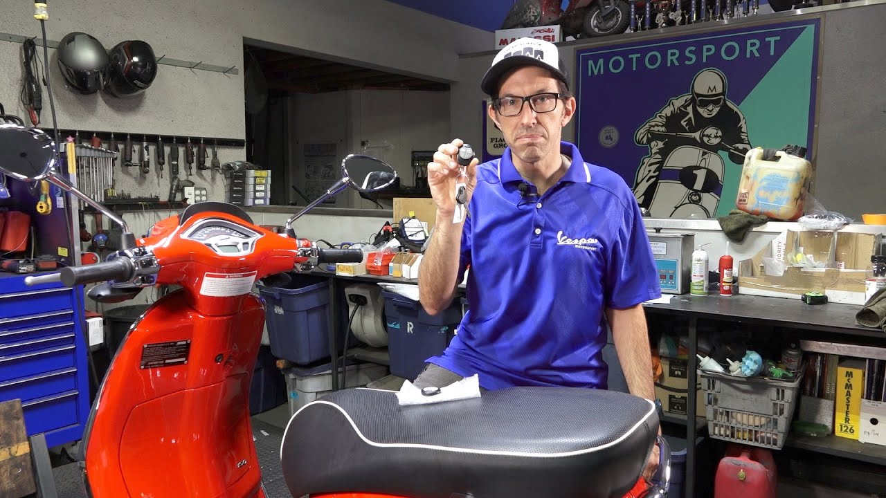 Programing a New Key Fob Remote to your 2018 & Newer Vespa Sprint, Primavera, or 2018-2022 GTS 300