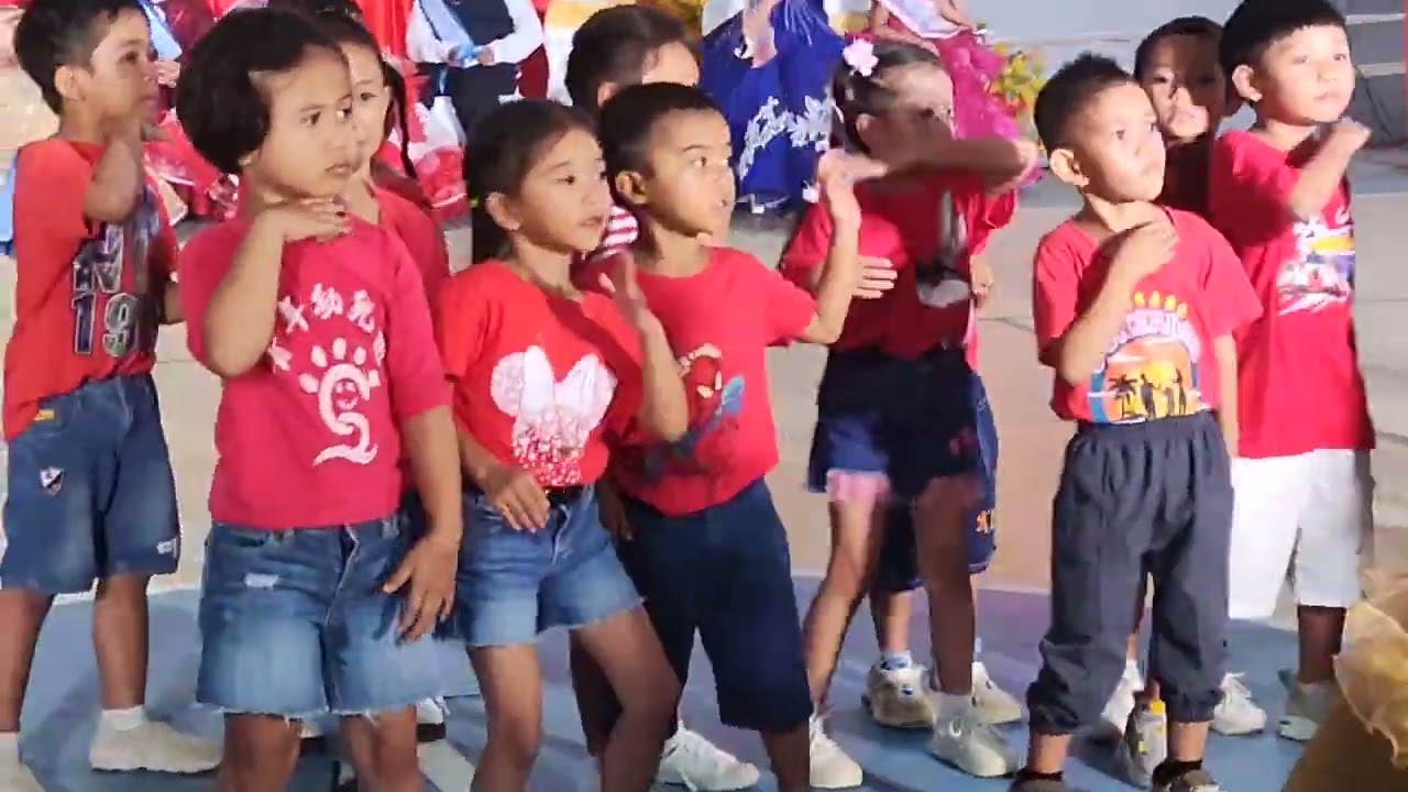 Prince and Princess of Hearts ❤️ Kindergarten Presentation 💃🕺🎶❤️❤️❤️