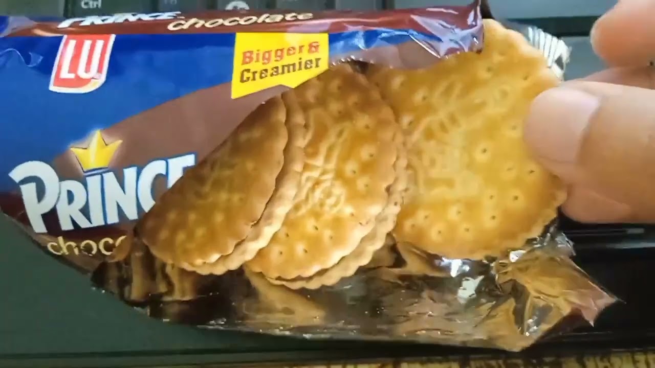 prince biscuit chocolate | asmr of prince chocolate biscuits| asmr videos
