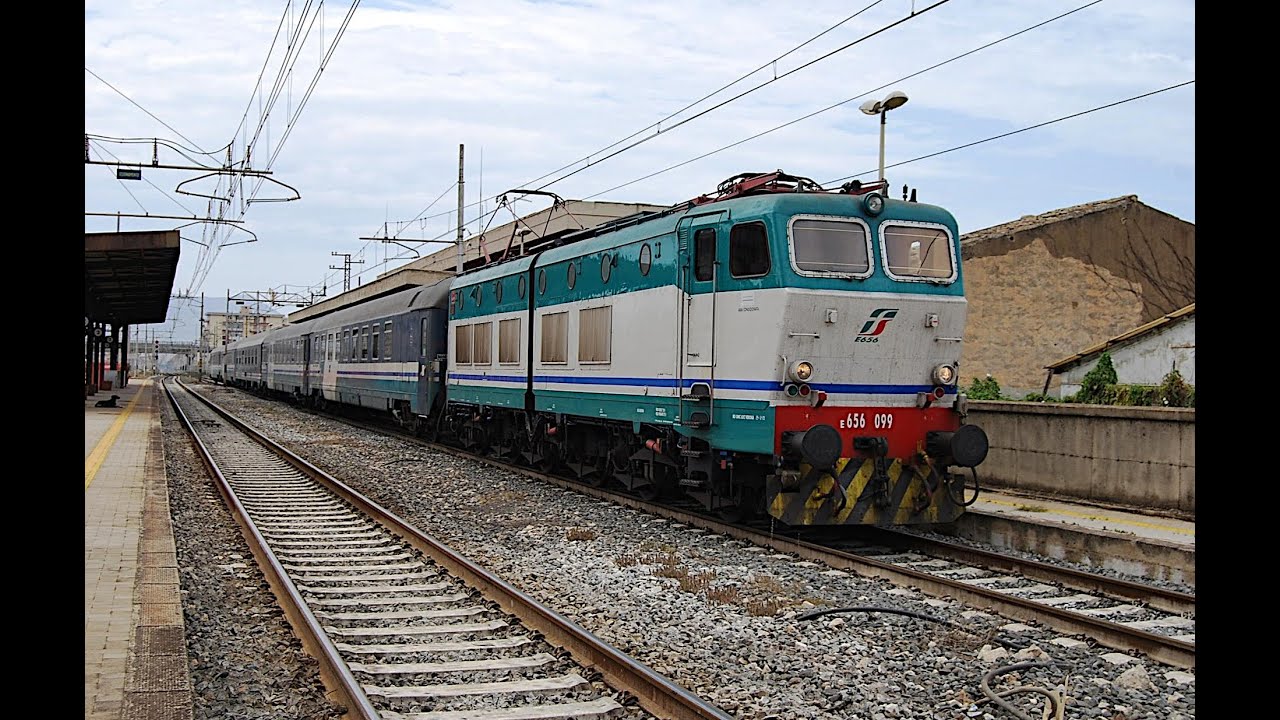 TRENI IN TRANSITO IN SICILIA NEL 2010-11: E656 CAIMANI/E633+ESPRESSI/INTERCITY/REG, ALe841, ALe582