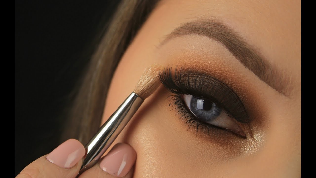 Beauty Hack! One Brush Brown Smokey Eye for Beginners | Drugstore Makeup