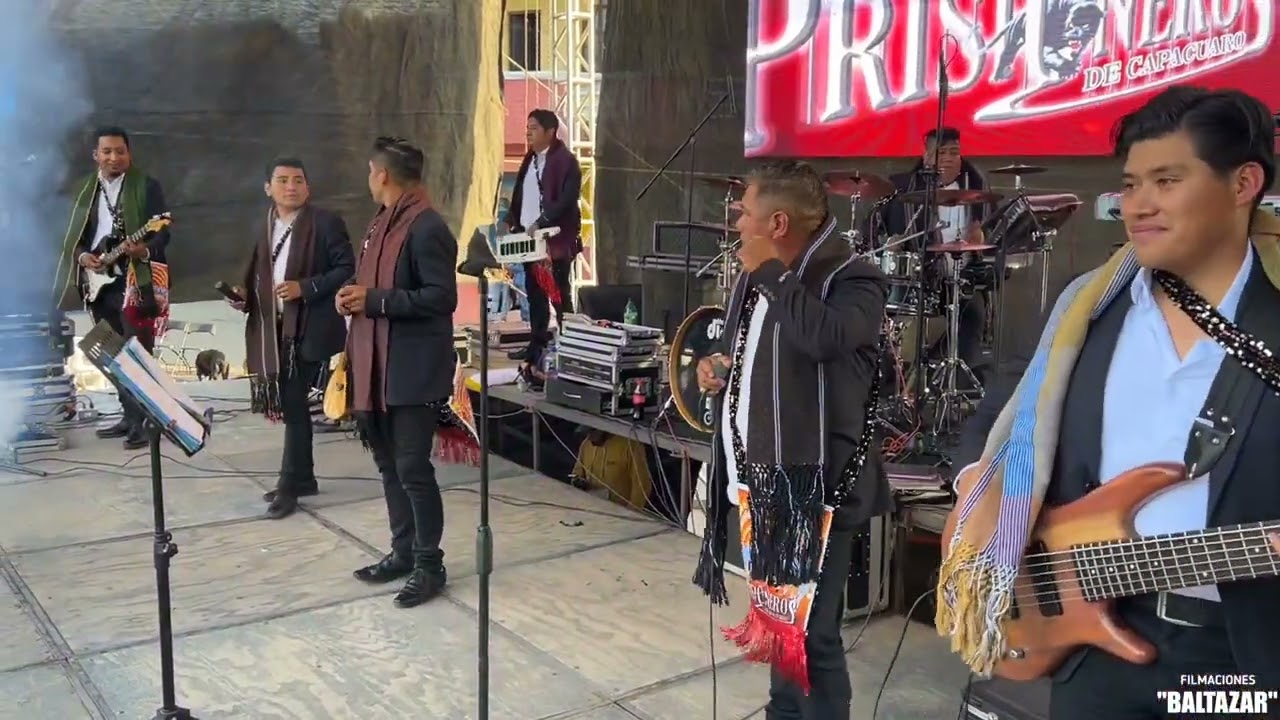 Parte Final Ambiente Total Por la Noche Con Prisioneros de Capacuaro