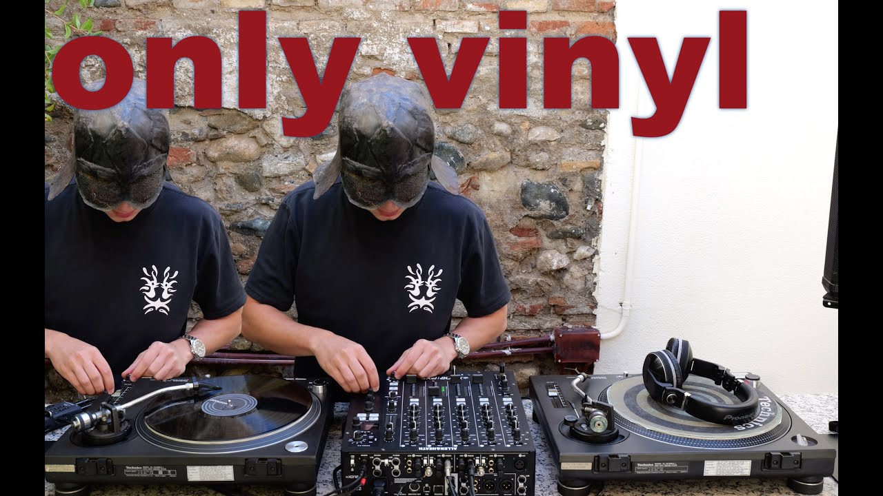 Vinyl Only Minimal & Tech House Dj Set