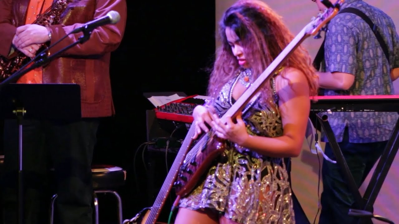 MOHINI DEY LIVE | ALVAS SHOWROOM 2021 | PART 1 | INTERVIEWS | LA |