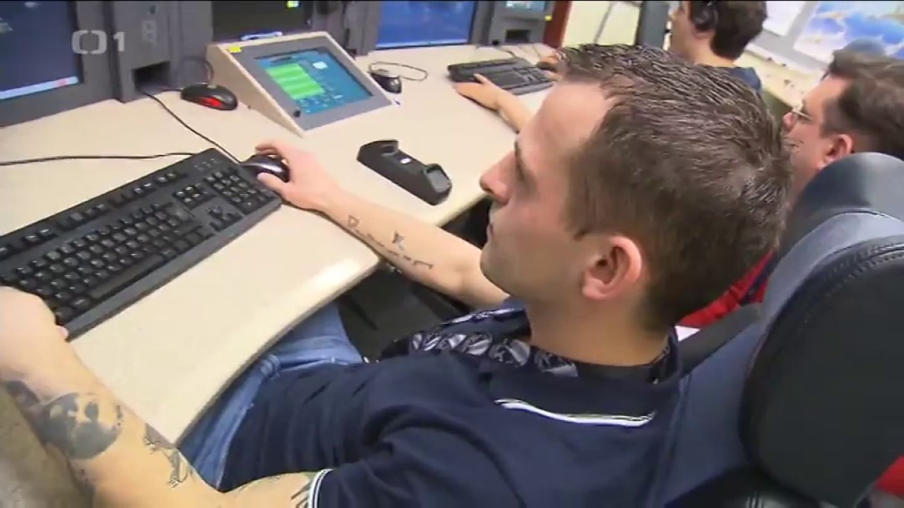 V&yacute;cvik letov&eacute;ho dispečera