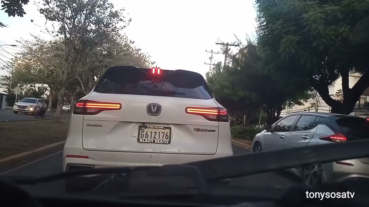 Partiendo del paqueo del grupo medrano hacia teleradio america y por el malecón .parque lndependenc