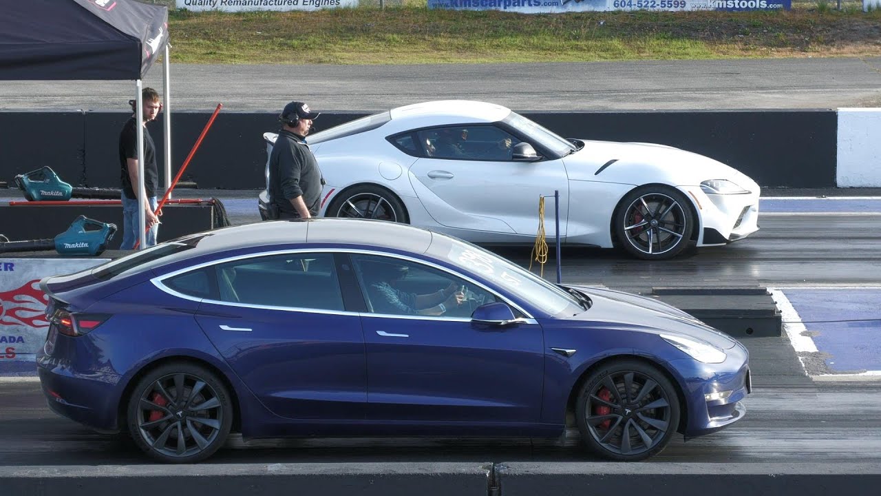 Tesla vs Toyota Supra - drag racing
