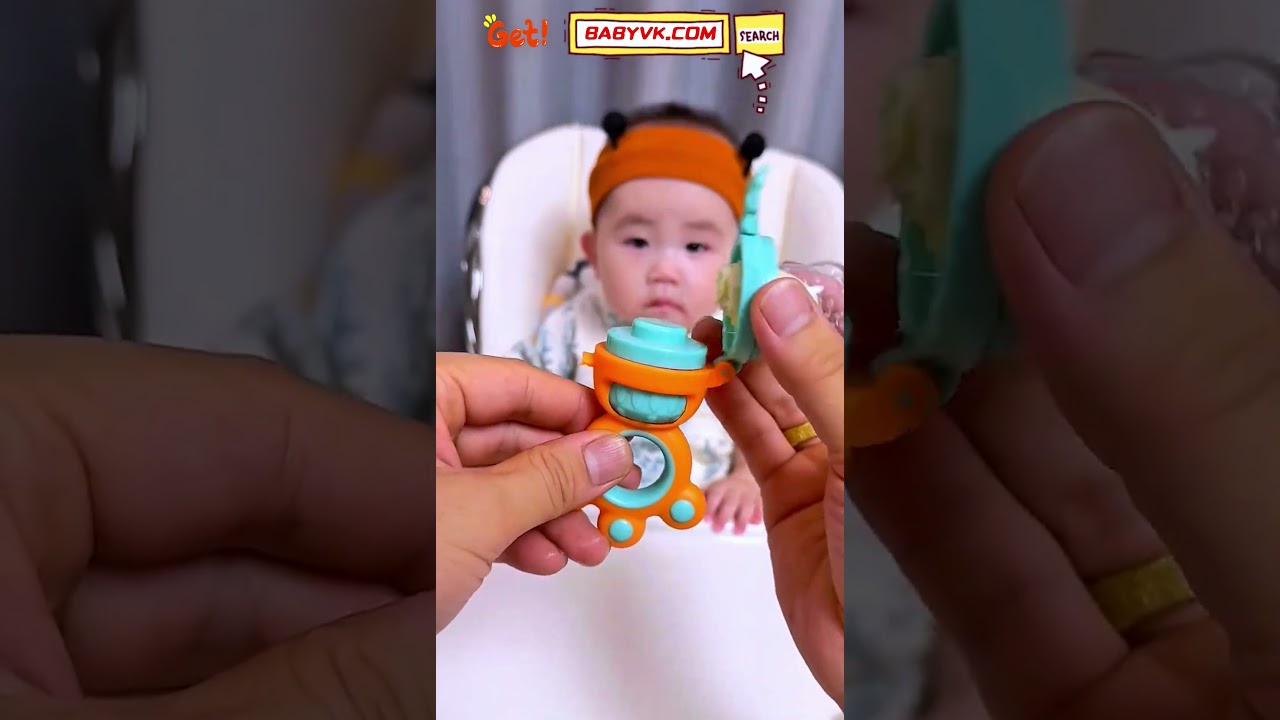 How can babies enjoy fruit safely at 5 months? Try this Baby Fruit Feeder Pacifier for safe chewing!