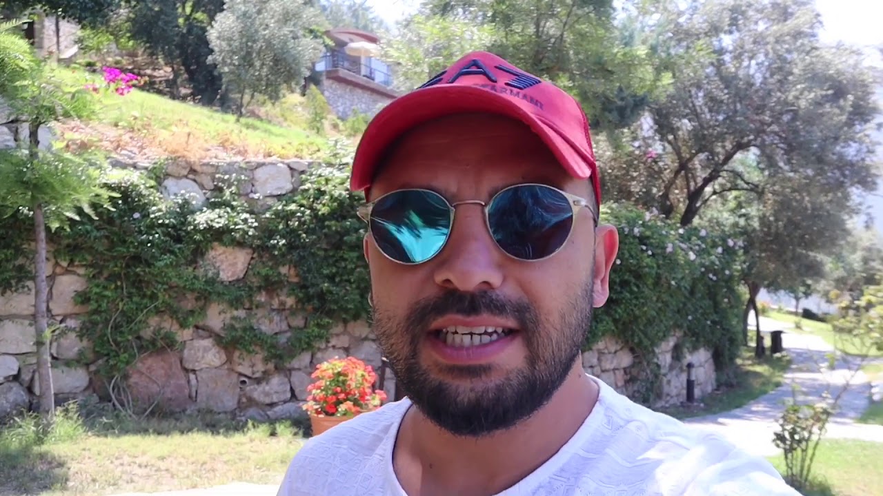 Aşk ve Yetişkin Oteli Lissiya