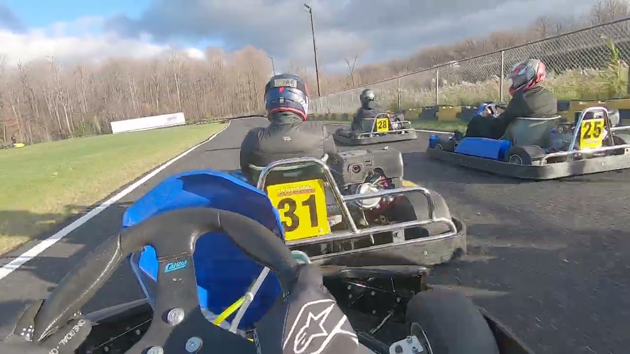 Karting St-Alphonse multi-classe karts location + karts de ligue course 3 partie 2