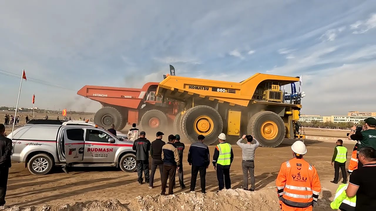 27. 10. 2025г.  Шоу автотехники в Зарафшан День автомобилиста #nostalgia #городдетства #автомобили