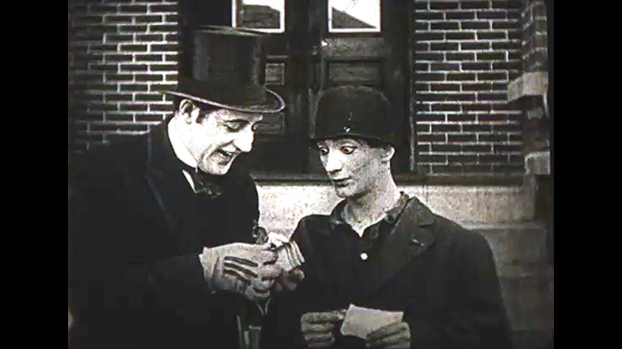 Armando Novello as Toto in 