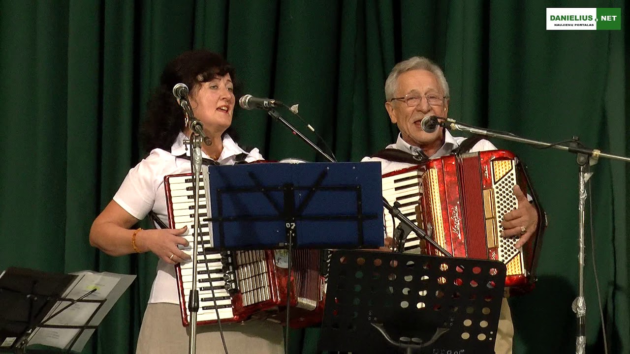 Liaudiškos muzikos kapela Smiltelė iš Alytaus 2019 m