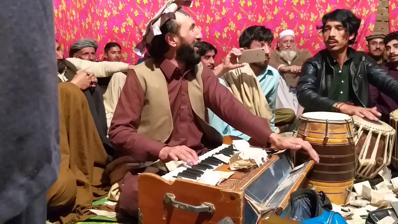 Tayyab safi aw dawlat khan