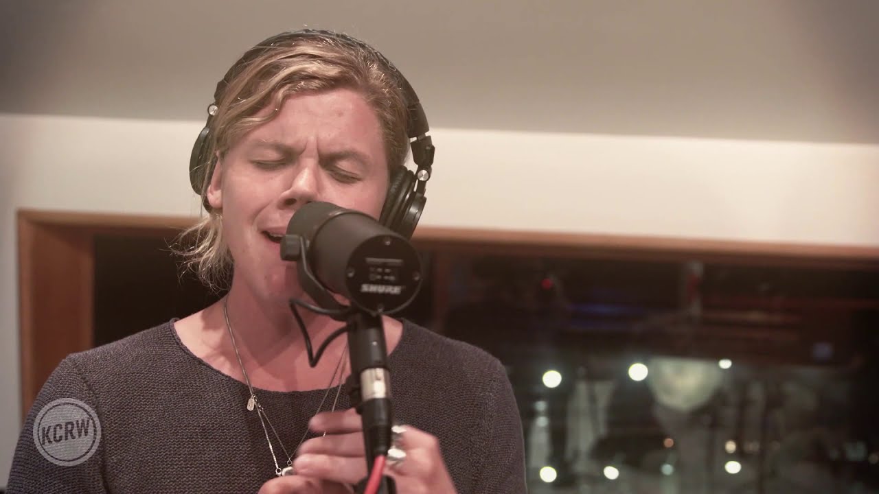 Kygo performing 