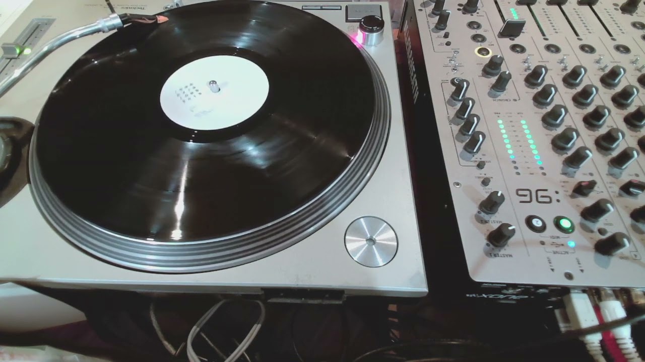 Chasing Kurt - Running Searching (Michael Gracioppo Remix)