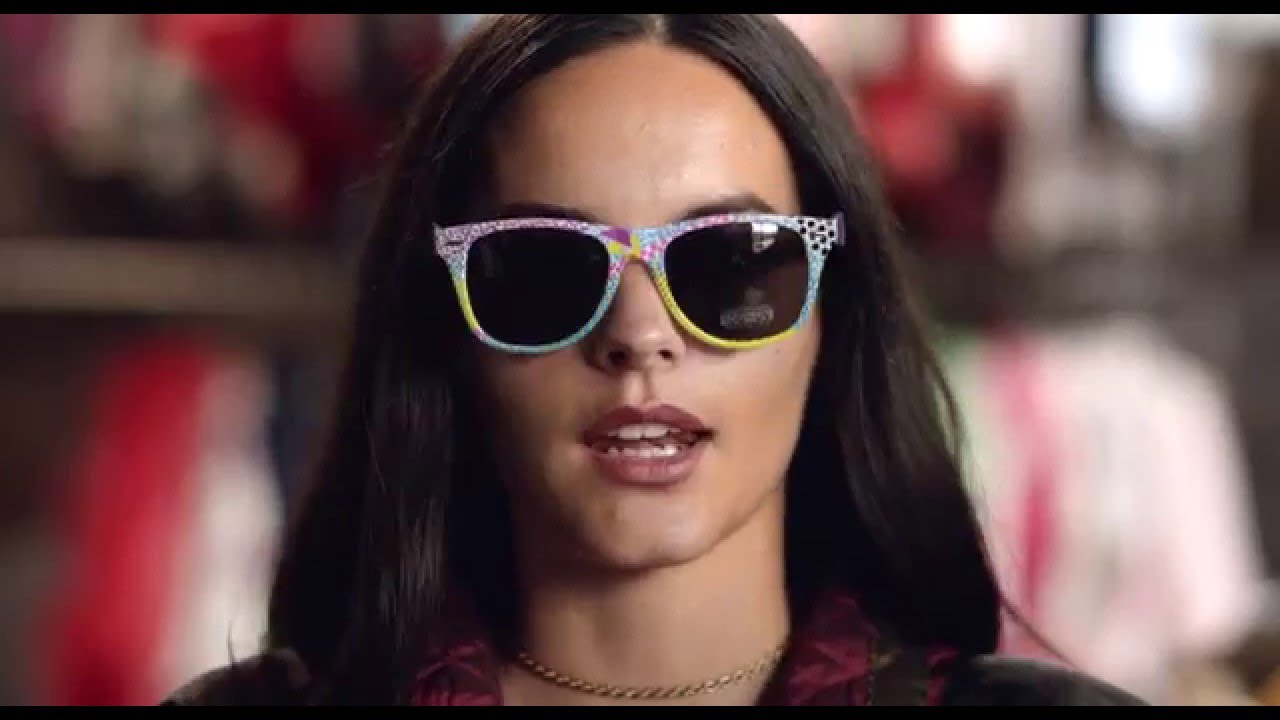 Lola Coca - Bad Girlfriend