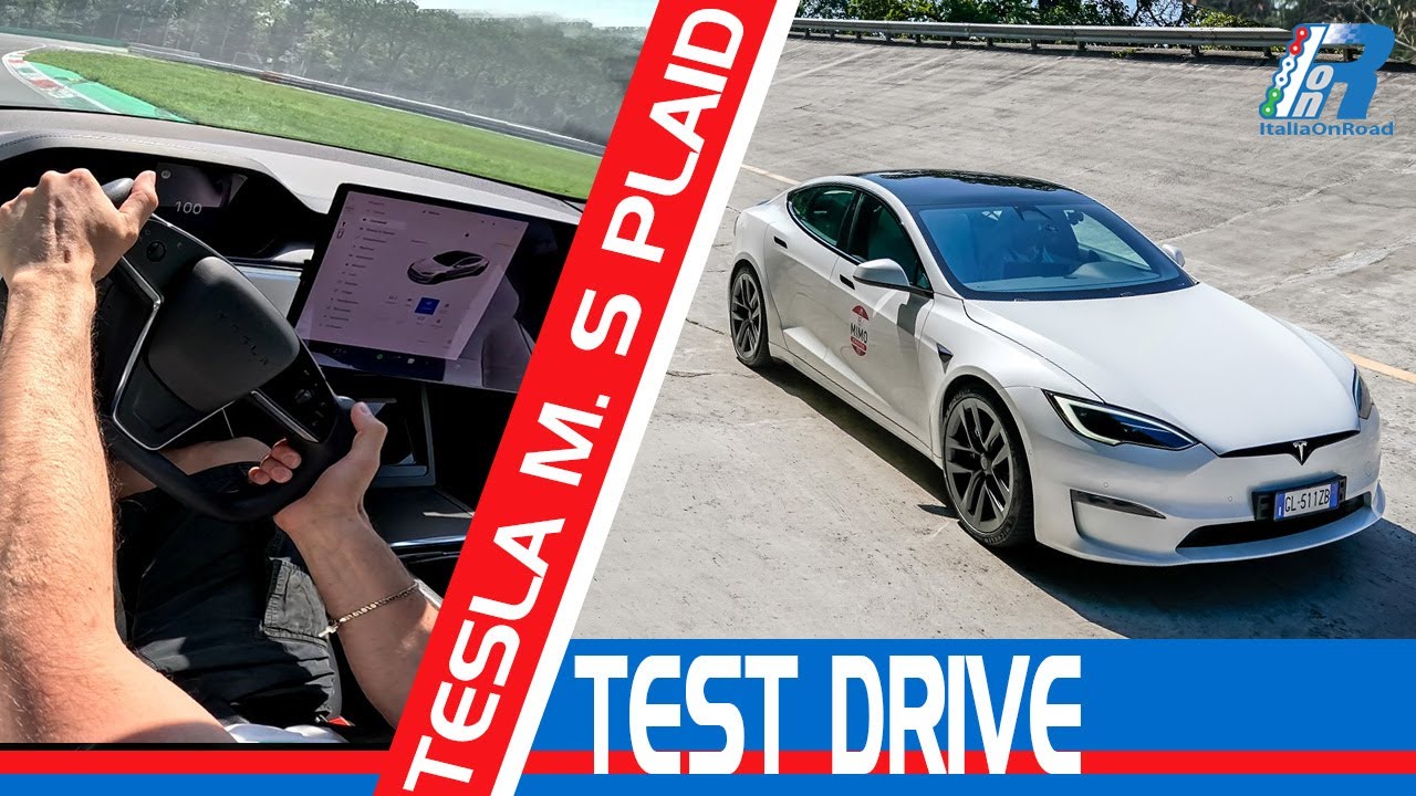Prova interni Tesla Model S Plaid e su Strada