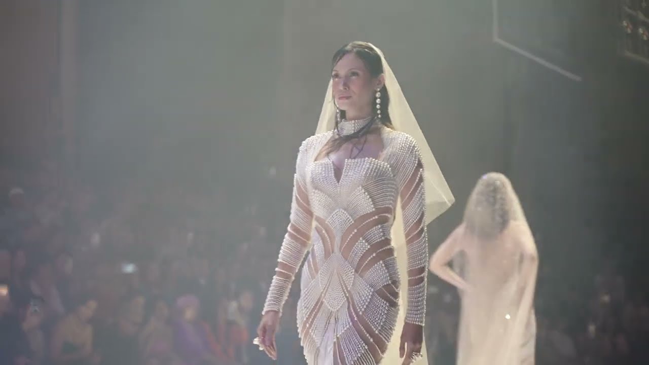 Michael Cinco First Ever Metaverse Fashion Show at Philippine Blockchain Week 2023
