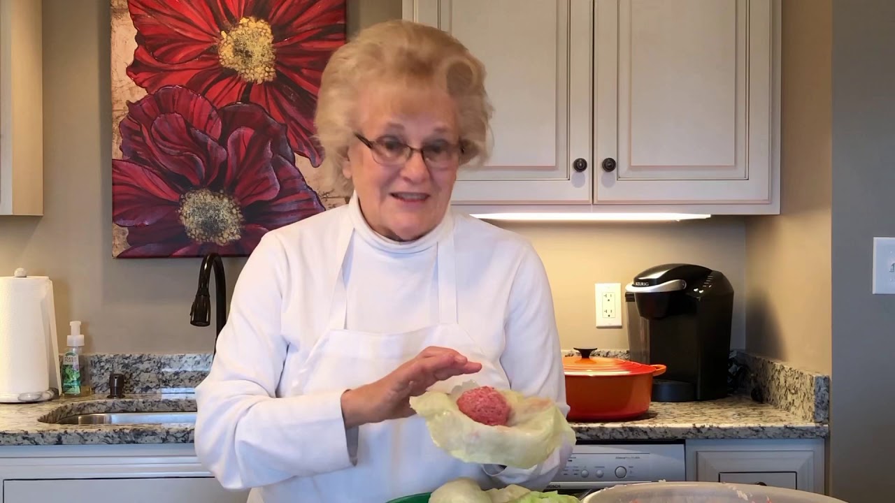Gourmet Gagee’s Stuffed Cabbage
