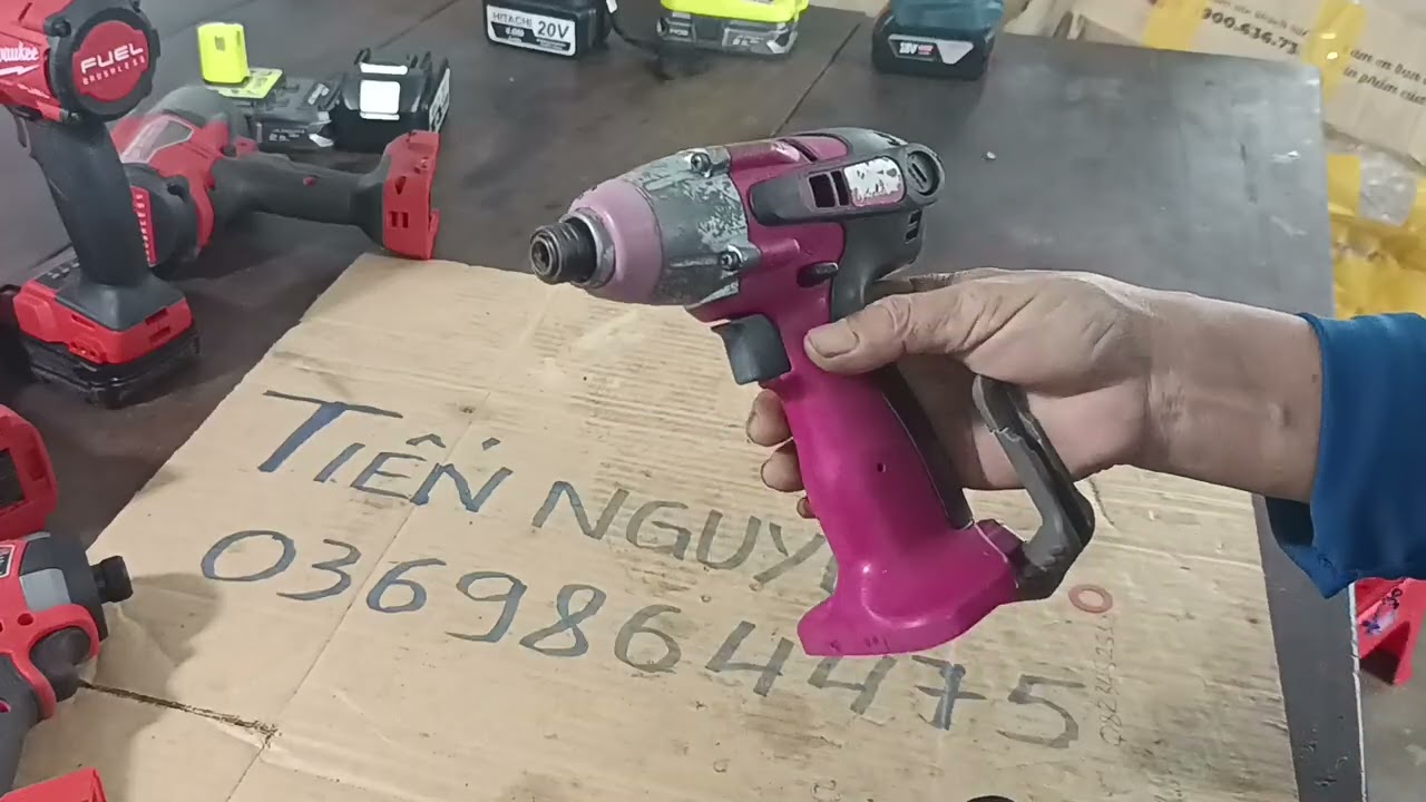 0369864475, clip 29/10 mình lên ít máy pin mong được mọi người ủng hộ 