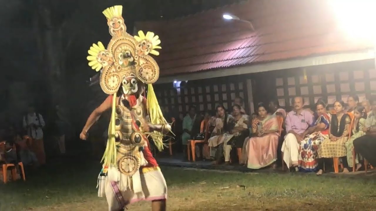 15 വയസുകാരന്റെ കാലൻകോലം തുള്ളിയുറഞ്ഞു കളത്തിൽ -ഗോവിന്ദൻകുളങ്ങര പടയണി 2024