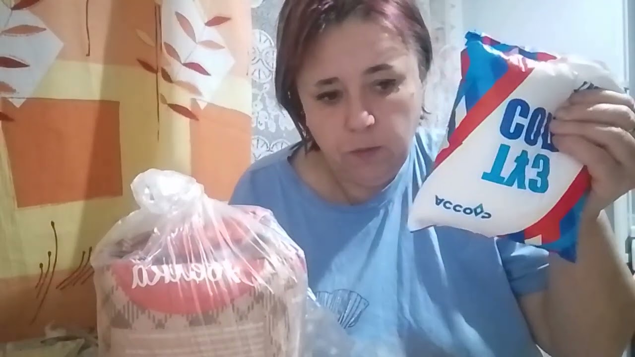 Потихоньку обустраиваемся на новом месте. Завтрак.