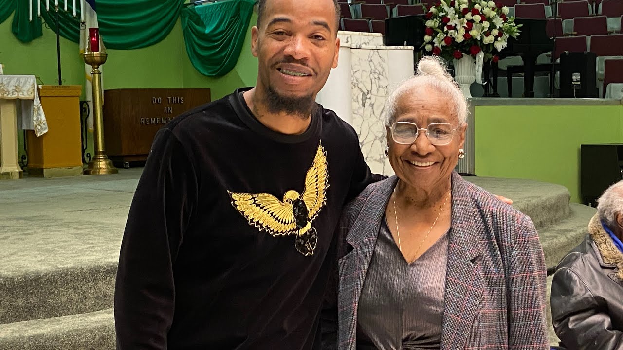 Loretta Oliver #w Gospel Diaries Gospel Legend