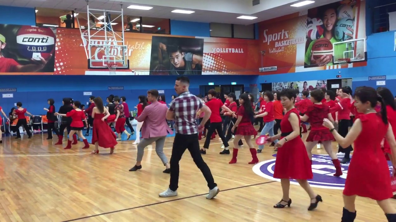 Lady In Red Line Dance by Simon Ward