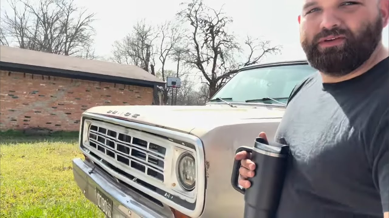 1974 Dodge W100 Powerwagon Resurrection PT1: NP205 and U-bolts