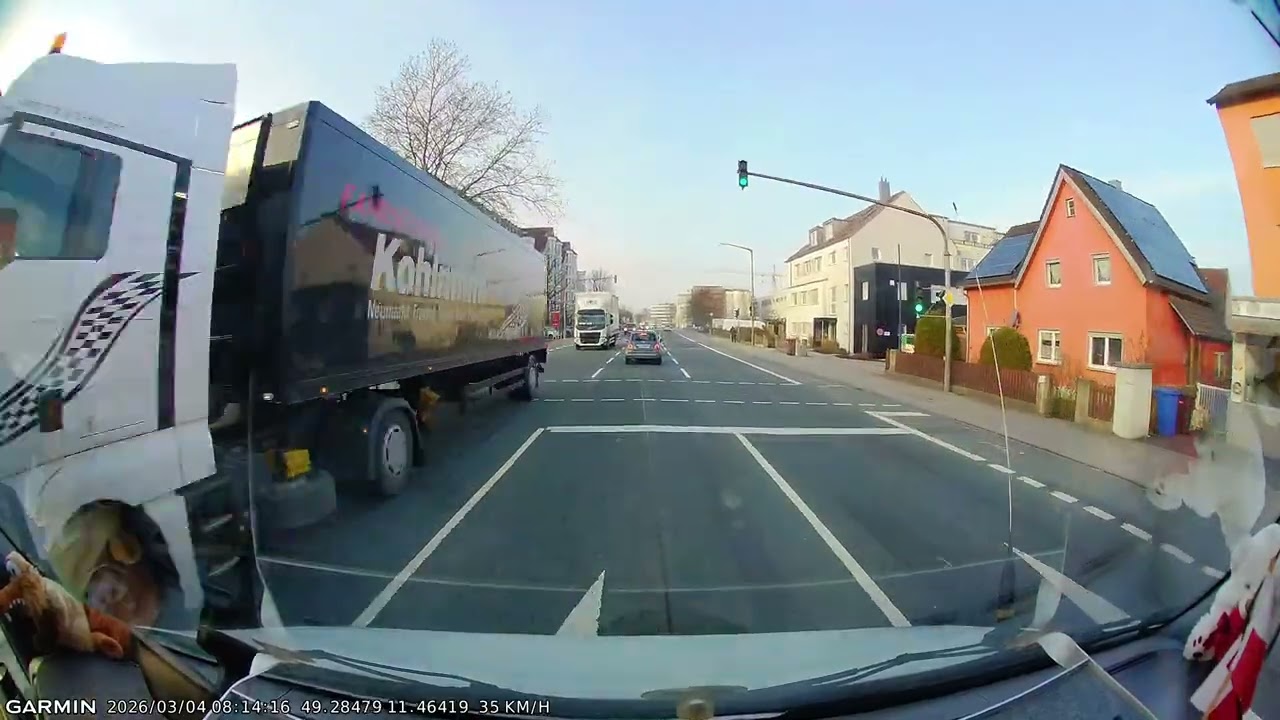 Dash Cam 16